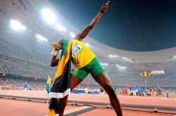 法国队不断突破！，库里连续十场比赛得分超过大比分获胜再创辉煌时刻