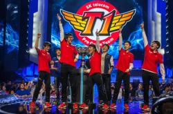 Rookie重要时刻重返赛场,G2带队取胜!上演精彩一战的简单介绍